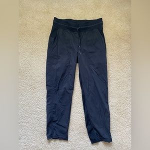 size 6, Lululemon dance studio crop pants